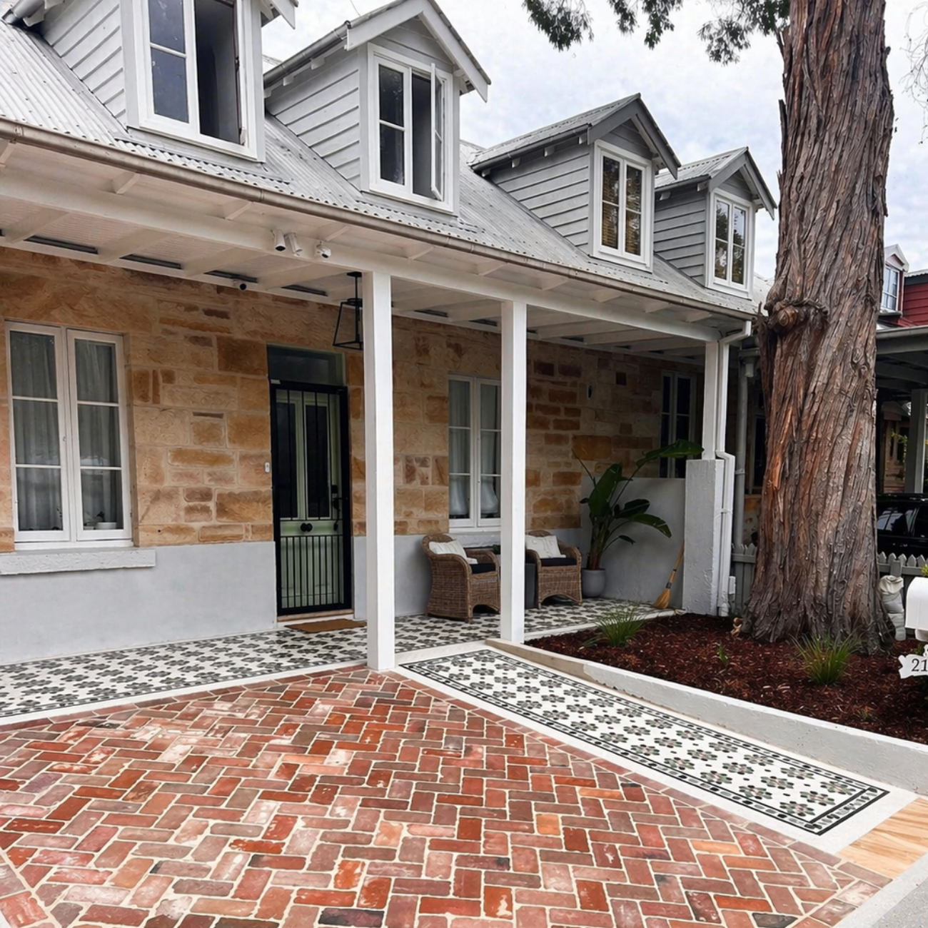 Glasgow pattern with norwood border